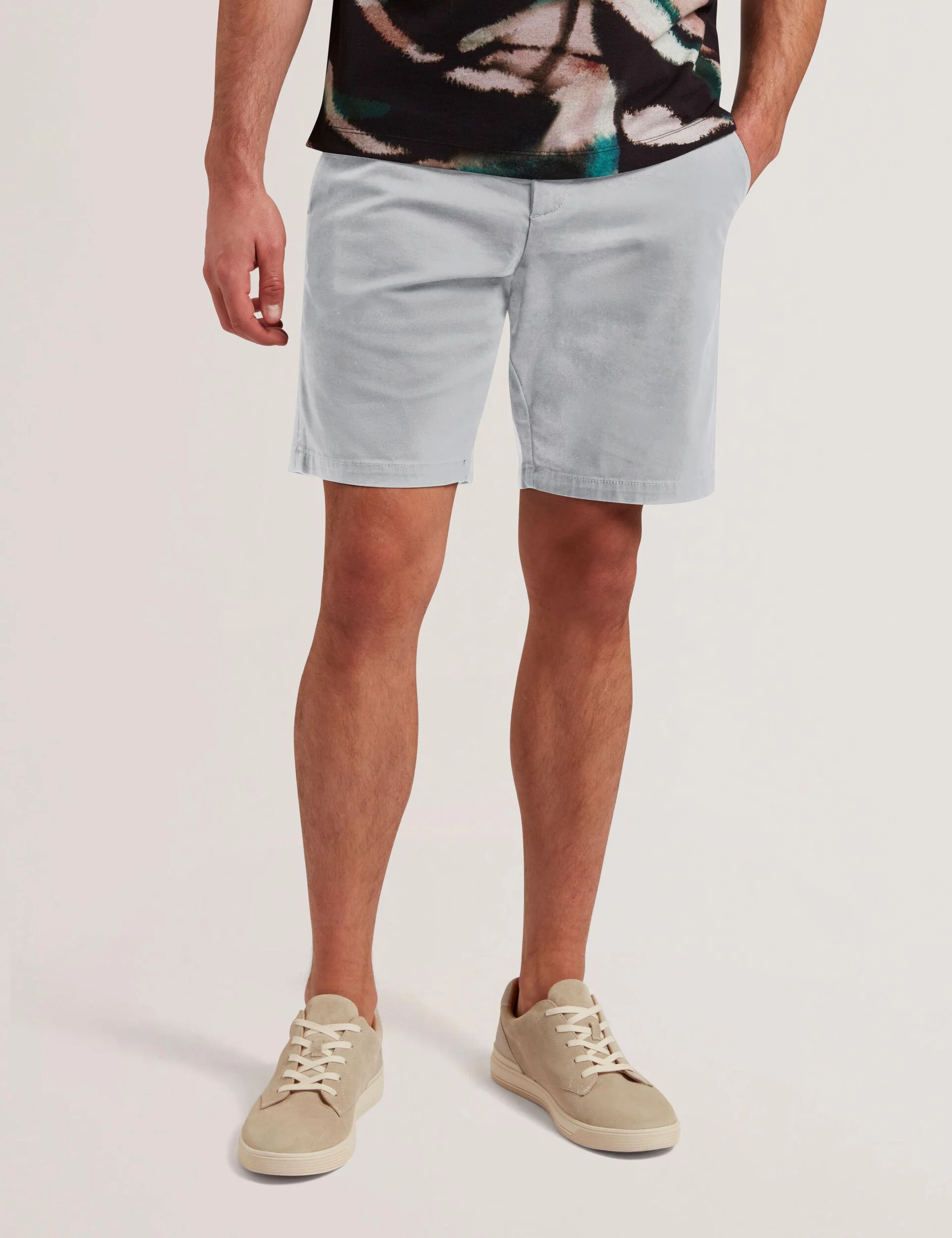 BARNHAM | LT-GREY