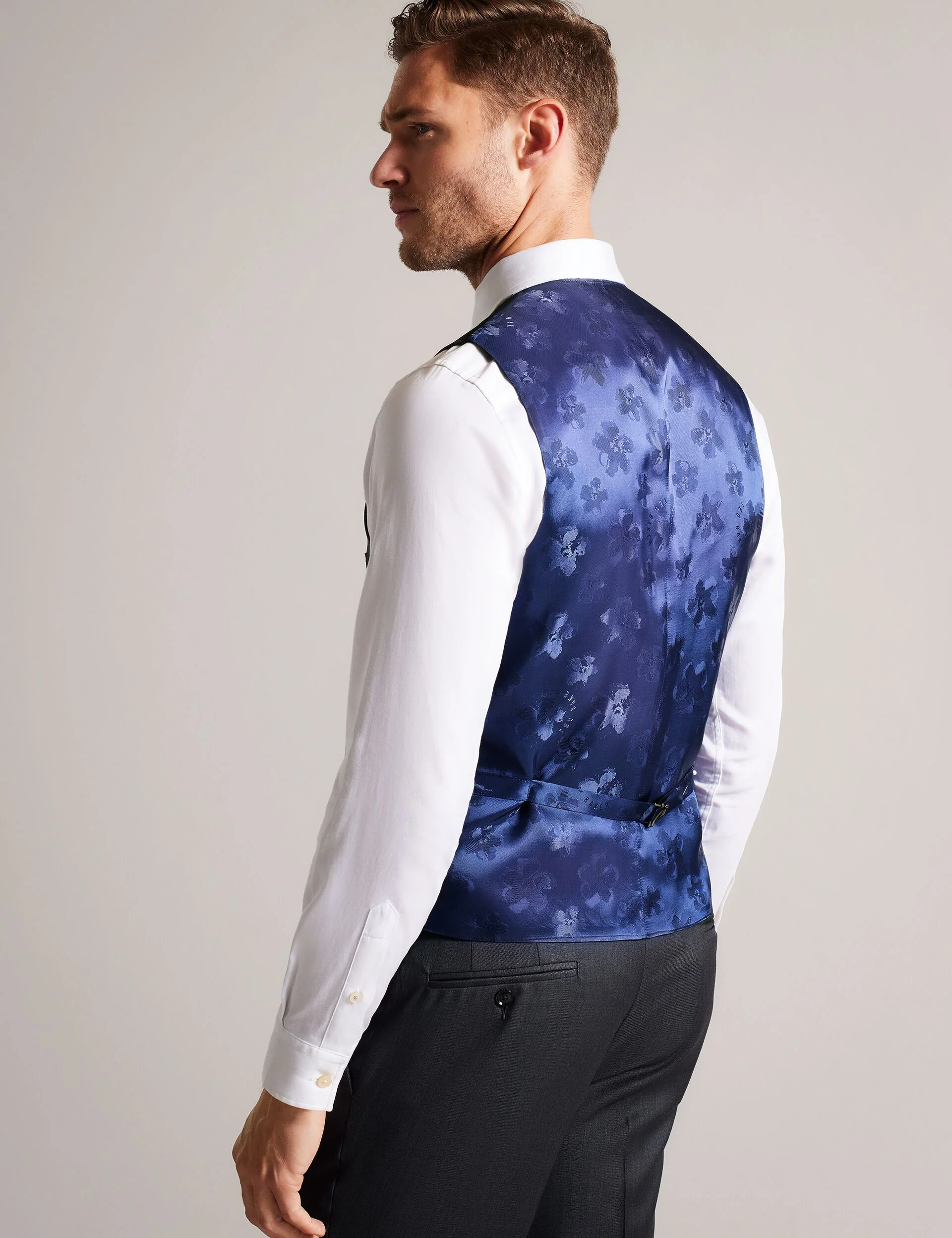 CORE WAISTCOAT | GREY - Image 5