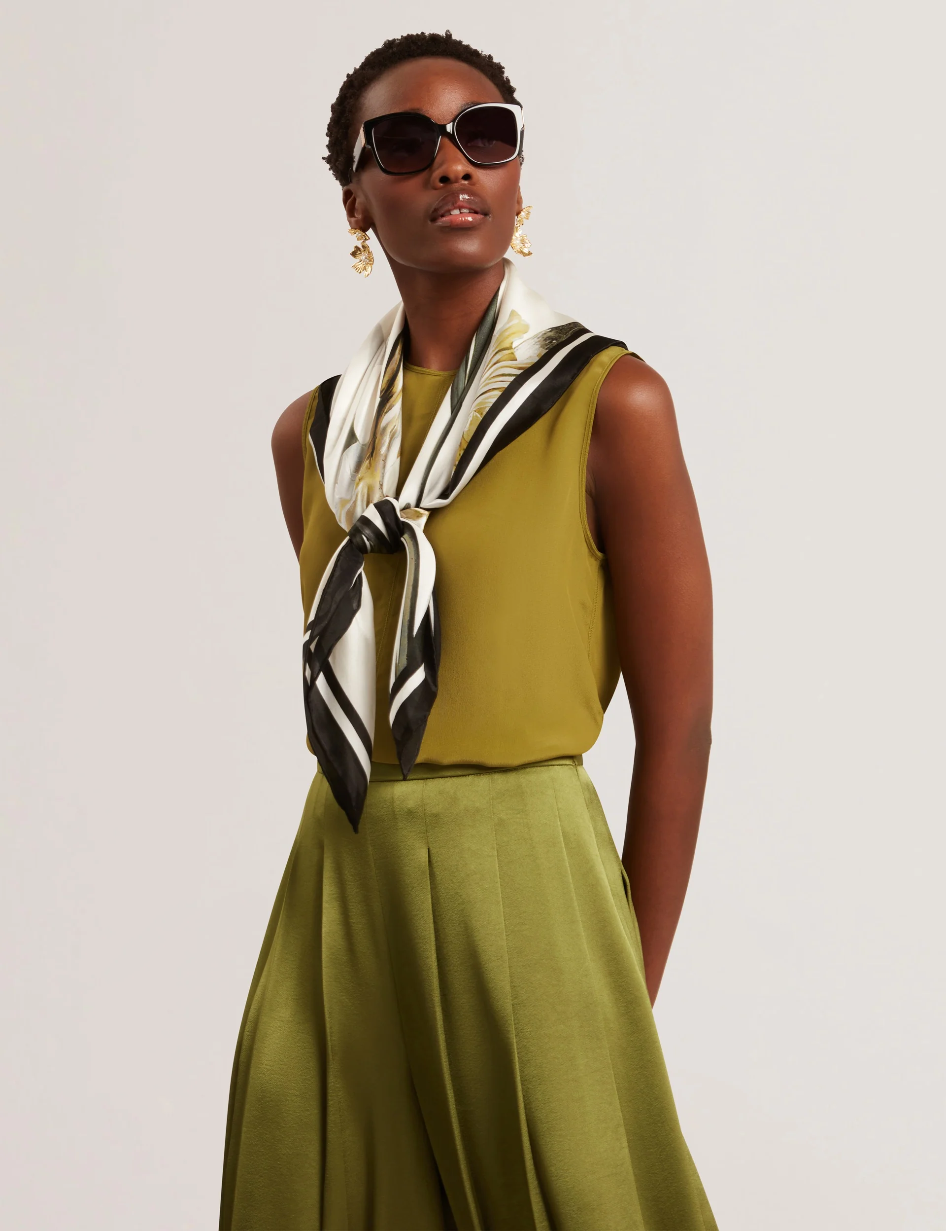SHAMRA | MID-GREEN