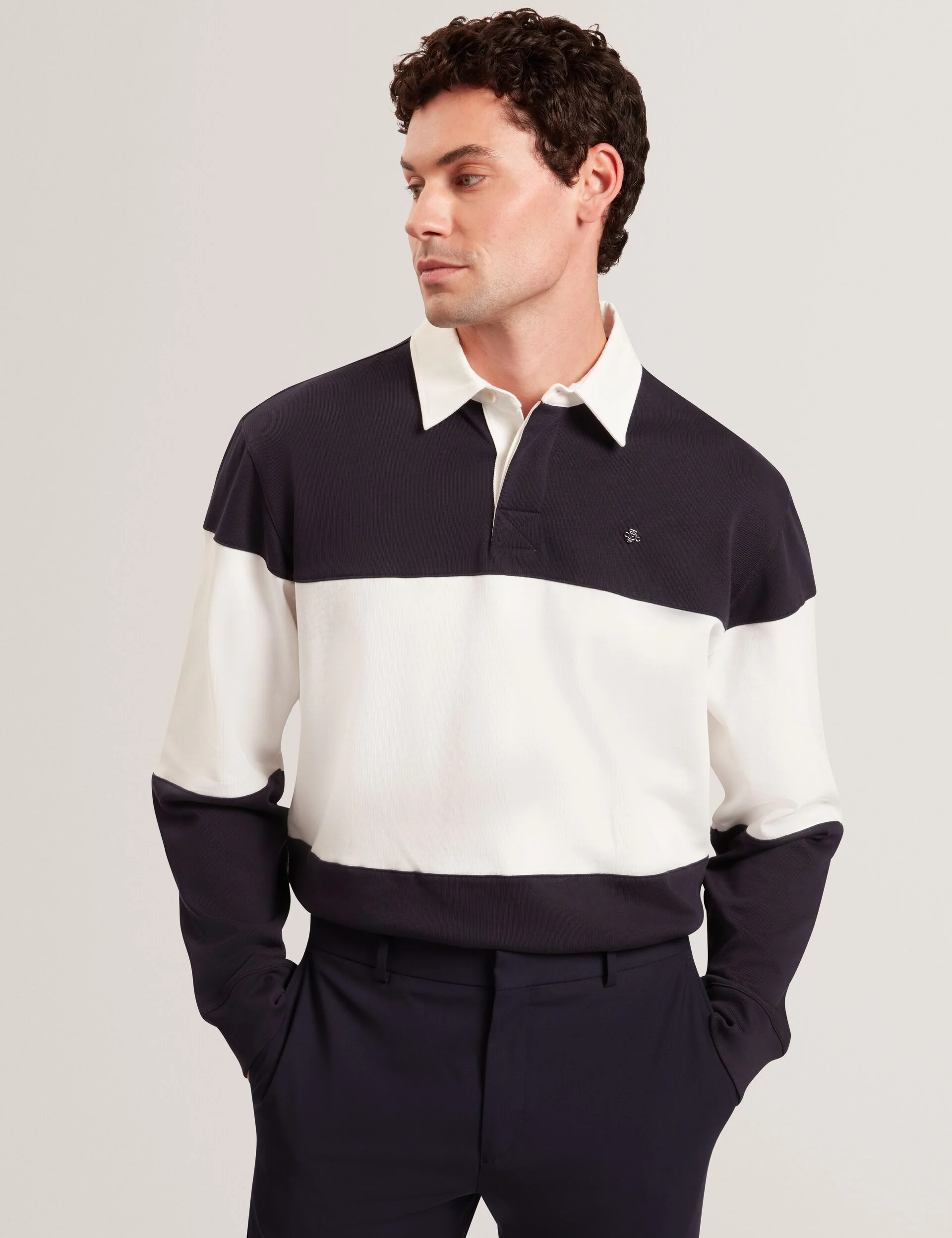 TRAVISS | NAVY