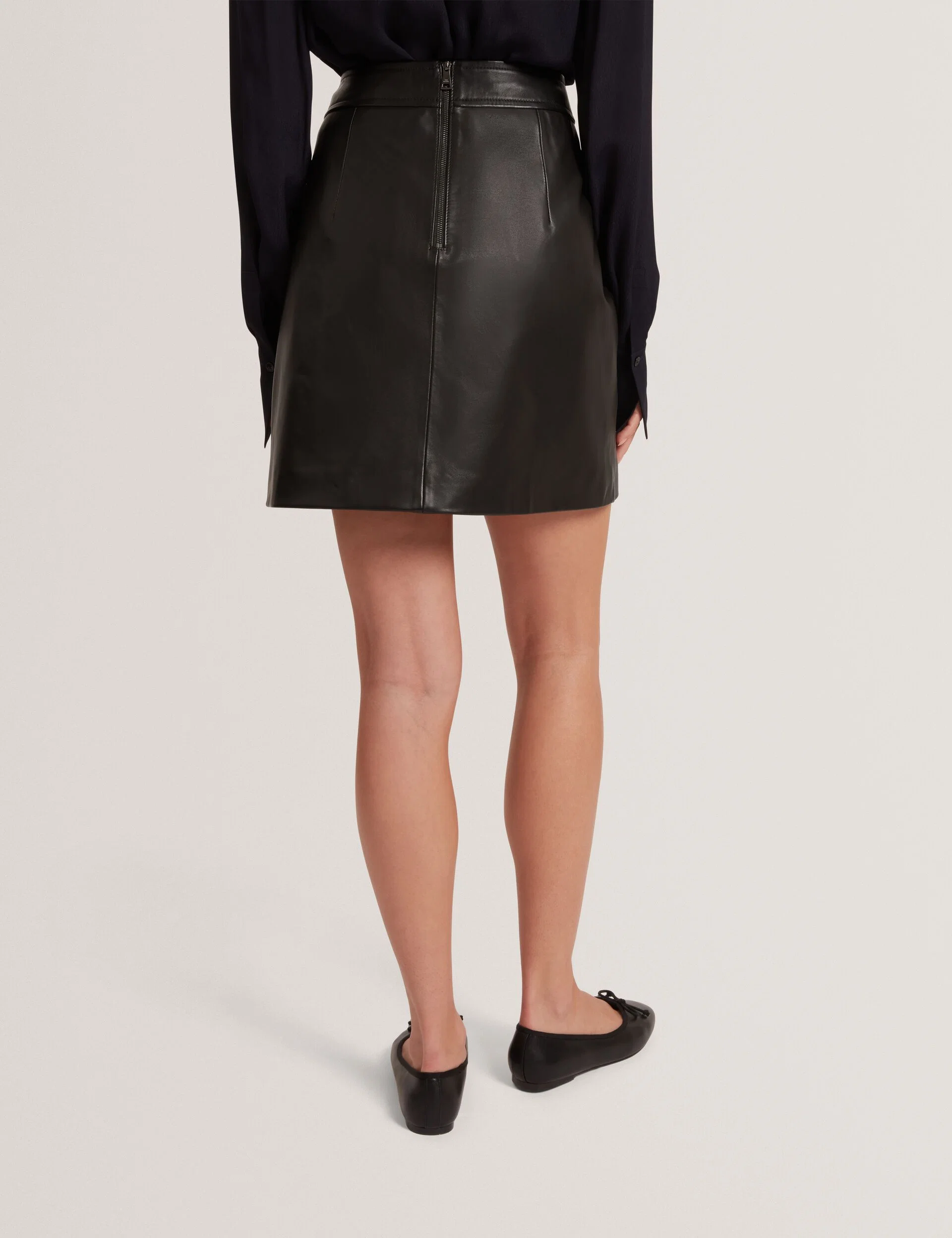 VIKTA | BLACK - Image 5